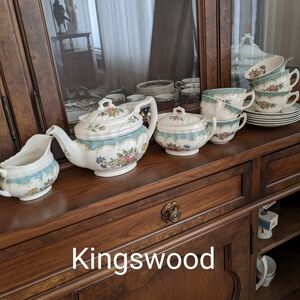 Royal Doulton Kingswood Floral Tea Set - White and Blue